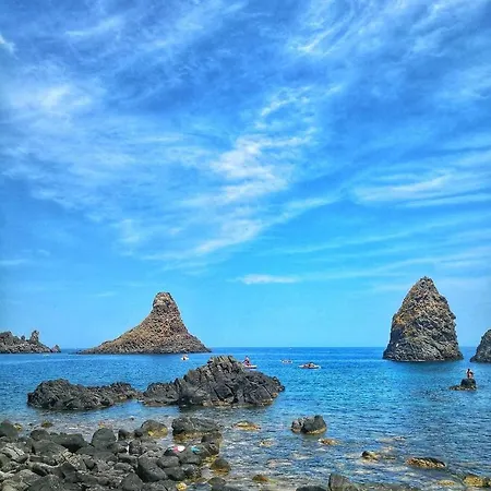 Aci E Galatea - Casa Vacanza - *